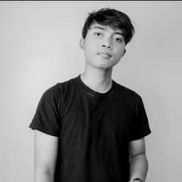 MARK ZUBRENG - Founder Futuristik