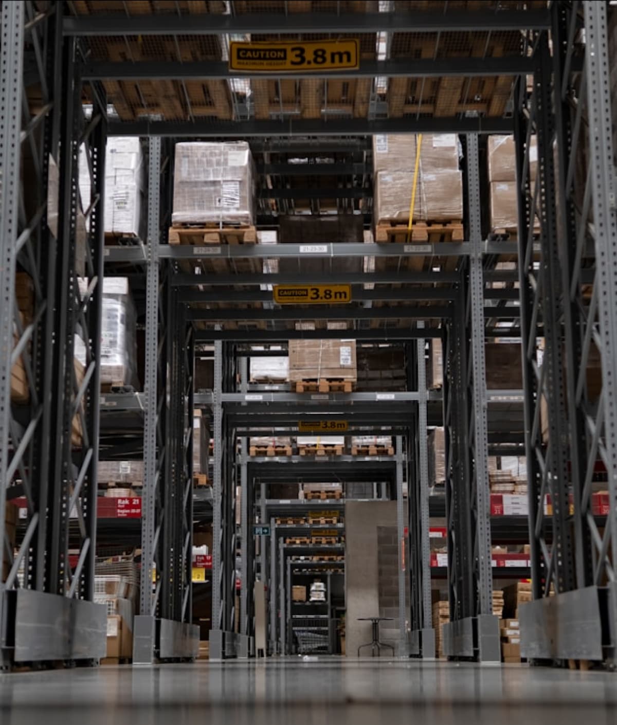 Trucking slide 2: Optimize your fleet management for better.